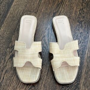 Women's Beige Seageass Slide Sandals in Hermes Oren Style